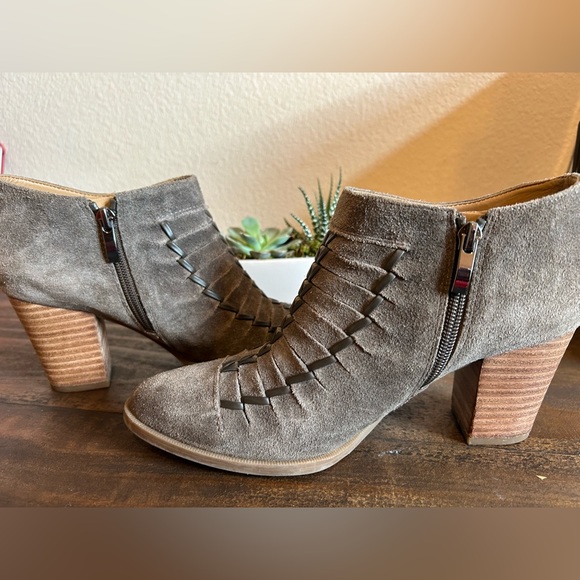 Franco Sarto Suede Booties - Picture 4 of 5